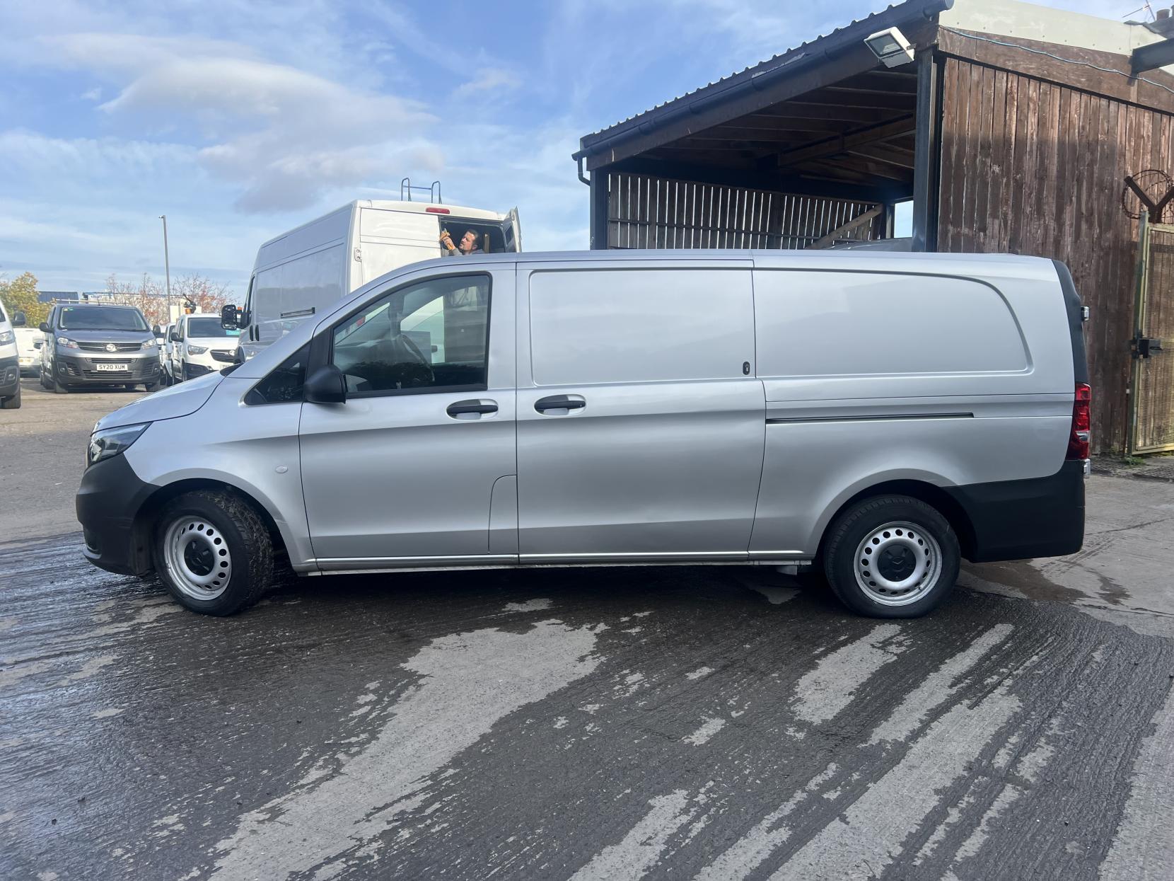 Mercedes-Benz Vito 1.7 110 CDI Progressive Panel Van 5dr Diesel Manual FWD L3 Euro 6 (s/s) (XLWB) (102 ps)