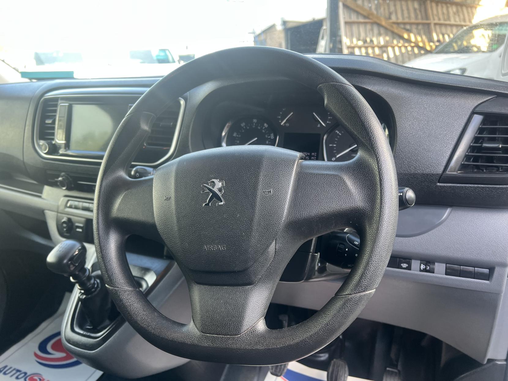 Peugeot Expert 1.5 BlueHDi 1000 Professional Premium Standard Panel Van 6dr Diesel Manual MWB Euro 6 (s/s) (100 bhp)