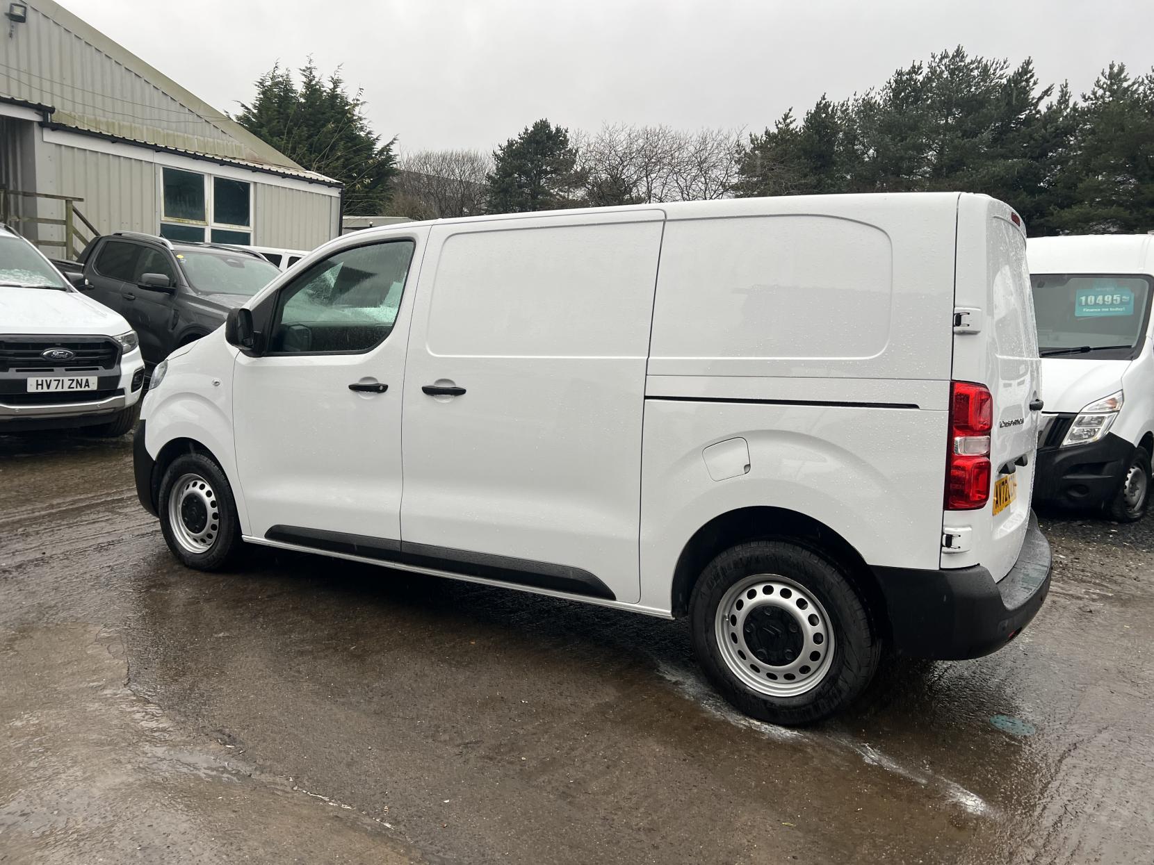 Citroen Dispatch 2.0 BlueHDi 1400 Enterprise Pro M Panel Van 6dr Diesel Manual FWD 2 Euro 6 (s/s) (145 ps)