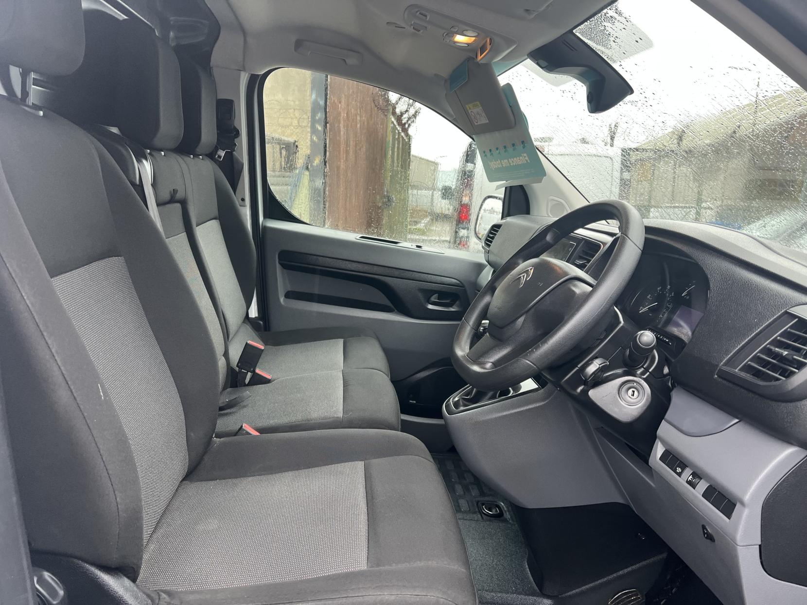 Citroen Dispatch 2.0 BlueHDi 1400 Enterprise Pro M Panel Van 6dr Diesel Manual FWD 2 Euro 6 (s/s) (145 ps)