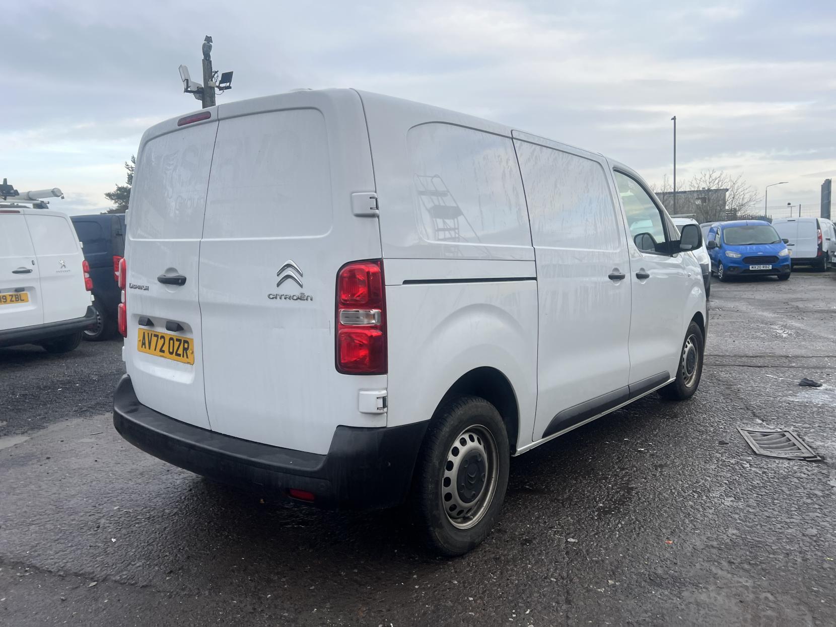 Citroen Dispatch 2.0 BlueHDi 1400 Enterprise Pro M Panel Van 6dr Diesel Manual FWD 2 Euro 6 (s/s) (145 ps)