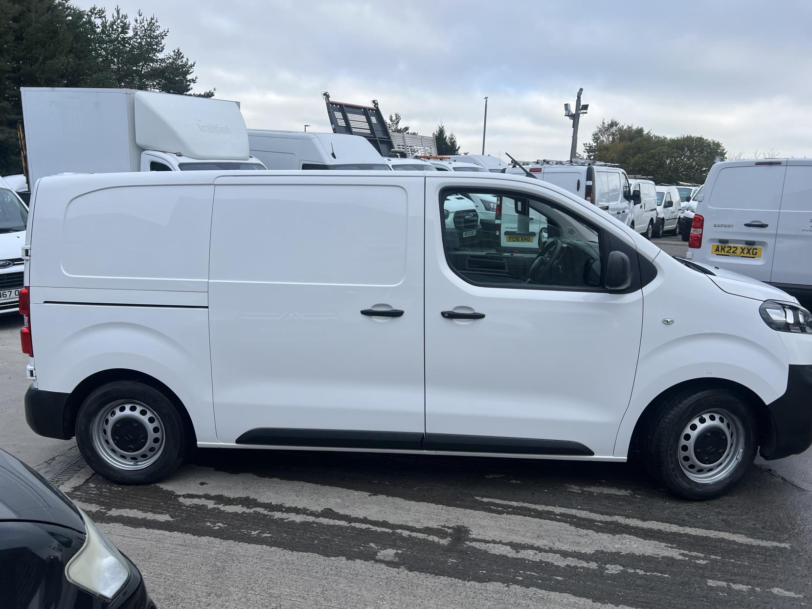 Citroen Dispatch 1.5 BlueHDi 1000 Enterprise M Panel Van 6dr Diesel Manual FWD 2 Euro 6 (s/s) (100 ps)