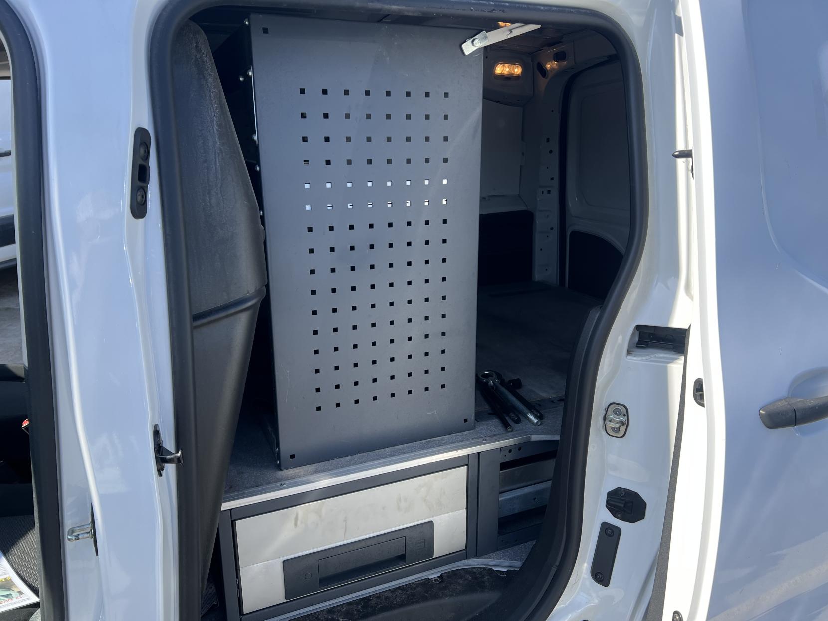 Vauxhall Combo 1.6 Turbo D 2300 Edition Panel Van 4dr Diesel Manual L1 H1 Euro 6 (s/s) (100 ps)