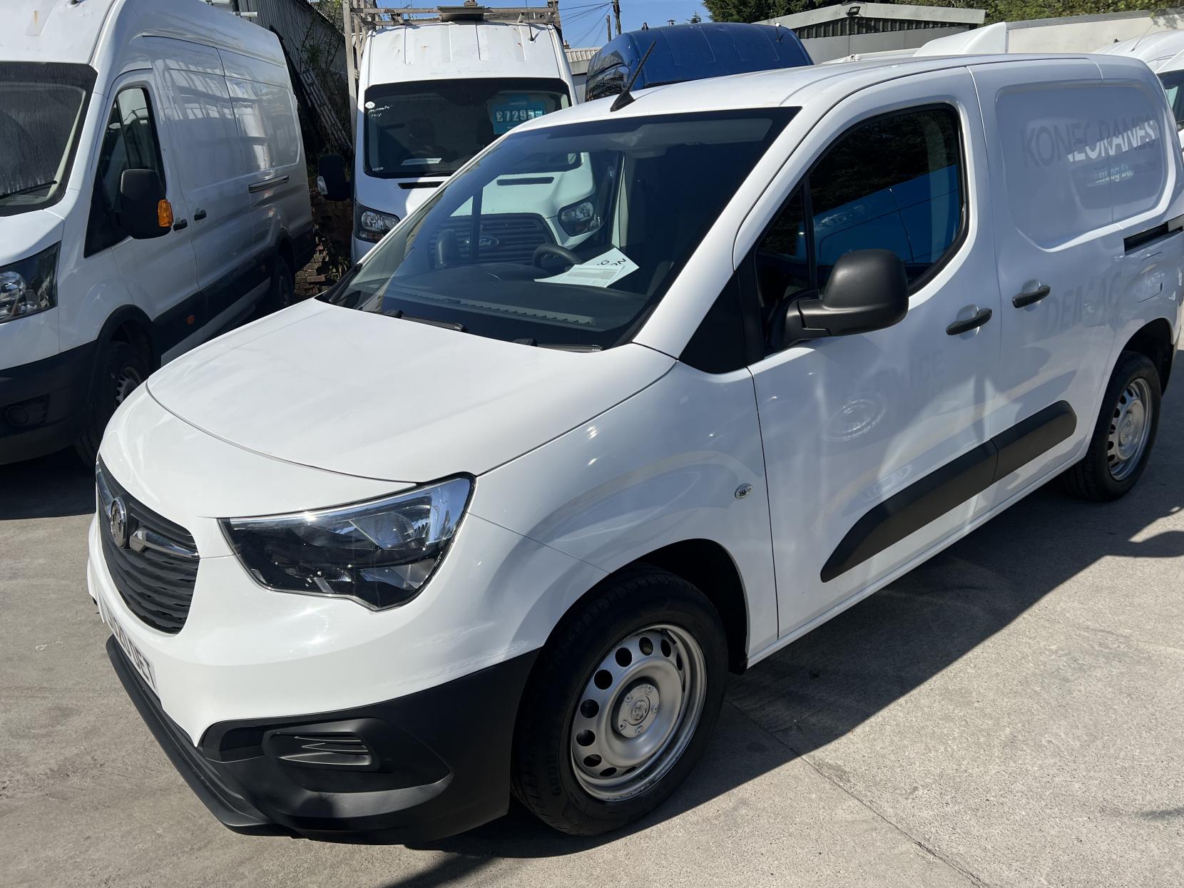 Vauxhall Combo 1.6 Turbo D 2300 Edition Panel Van 4dr Diesel Manual L1 H1 Euro 6 (s/s) (100 ps)